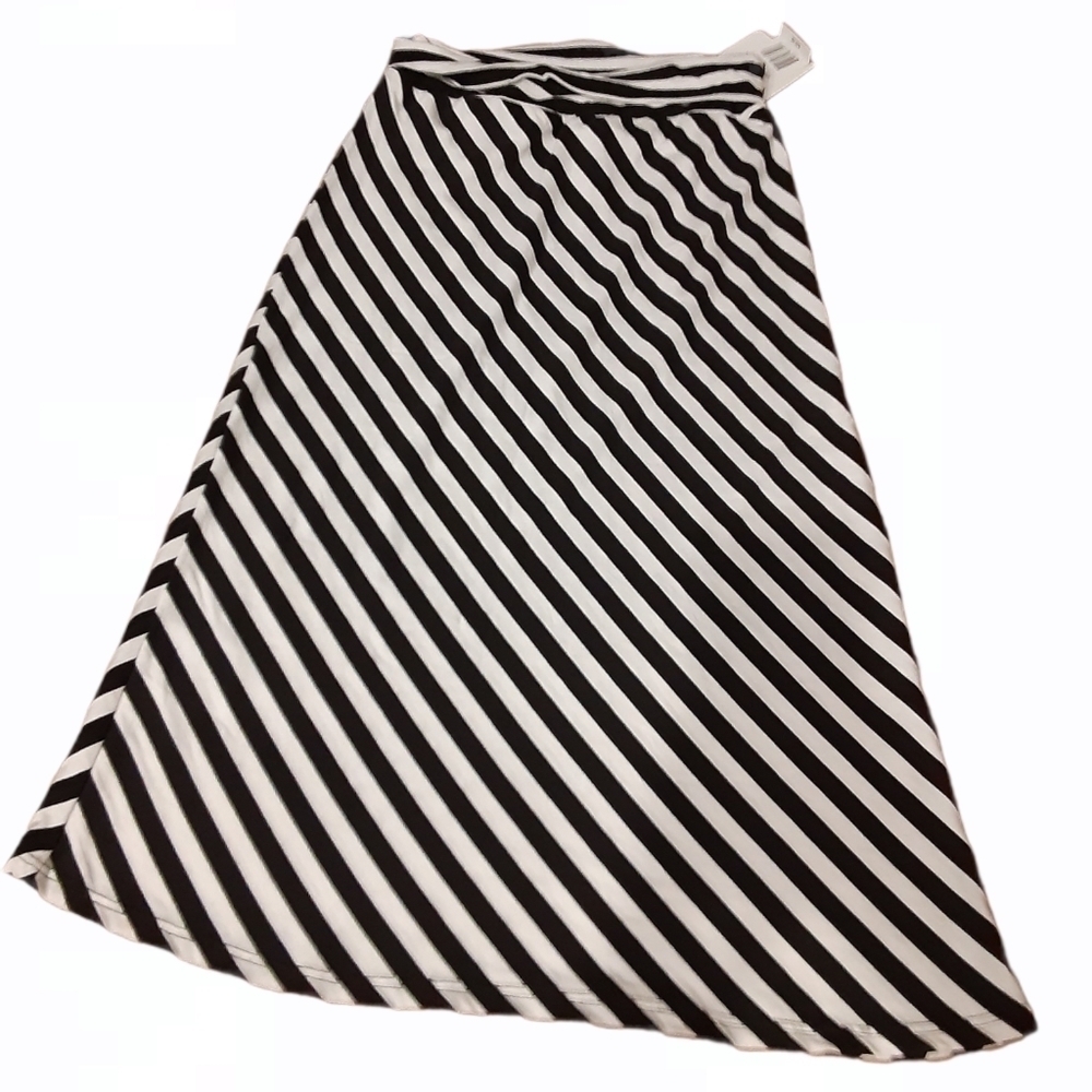 Gorgeous Little Skirt by Joey B.❤Brand New